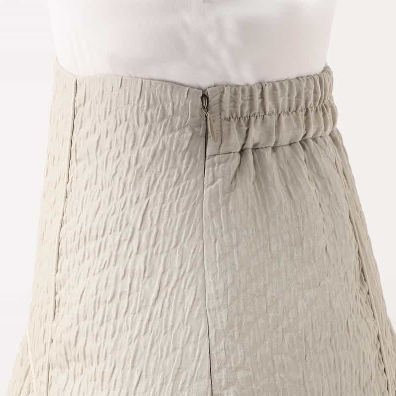 BARNEYS NEW YORK ウォッシャブル フクレジャガードスカート BEIGE