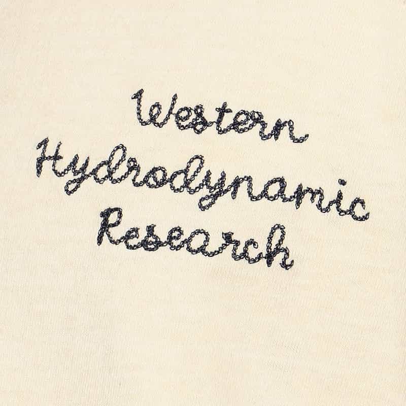 WESTERN HYDRODYNAMIC RESEARCH ロゴ刺繍Tシャツ WHITE