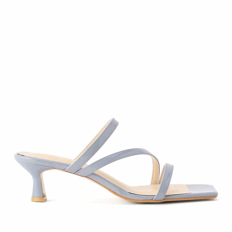 BARNEYS NEW YORK トリプルストラップサンダル LIGHT BLUE