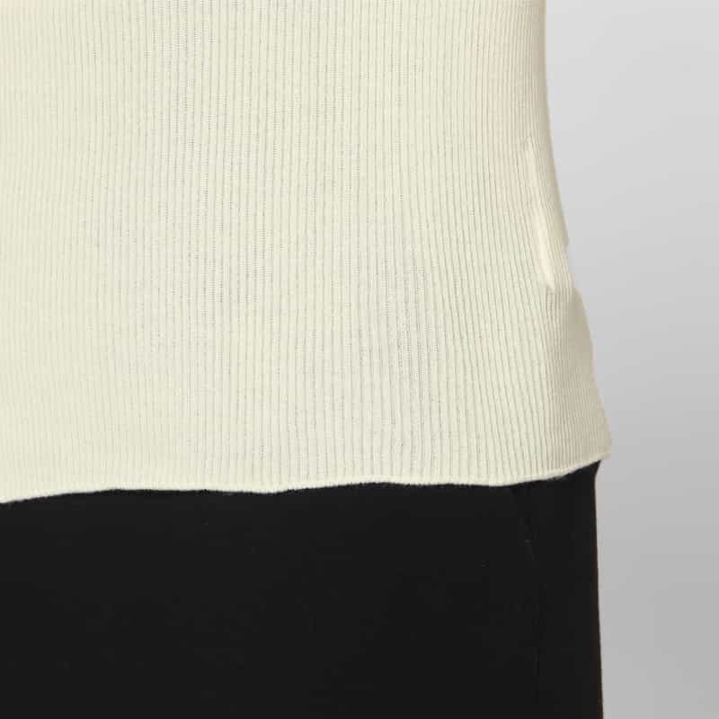 BARNEYS NEW YORK ウォッシャブル コットン素材 スクエアネック ホールガーメントリブニットプルオーバー OFF WHITE