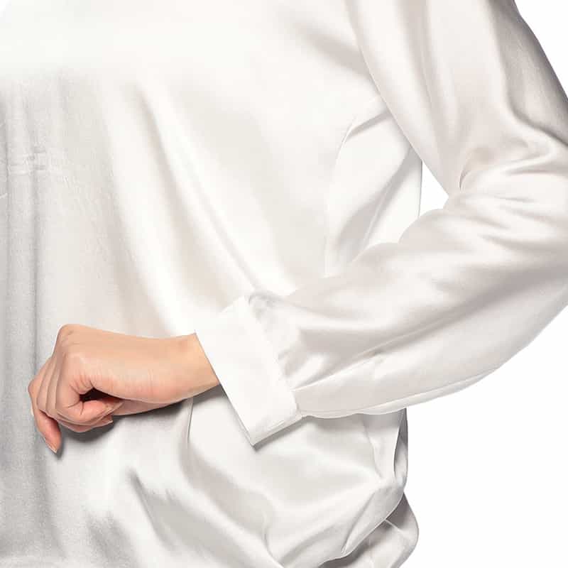 BARNEYS NEW YORK ウォッシャブル デコルテカッティングシルクブラウス WHITE