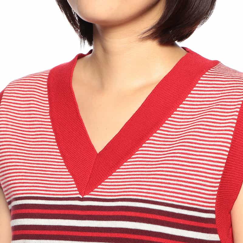 NOMA T.D. Vネックニットベスト RED