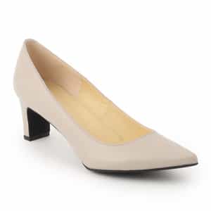 ポインテッドトゥパンプス