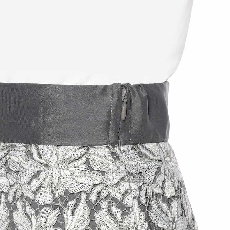 BARNEYS NEW YORK フラワーレース フレアロングスカート LIGHT GREEN