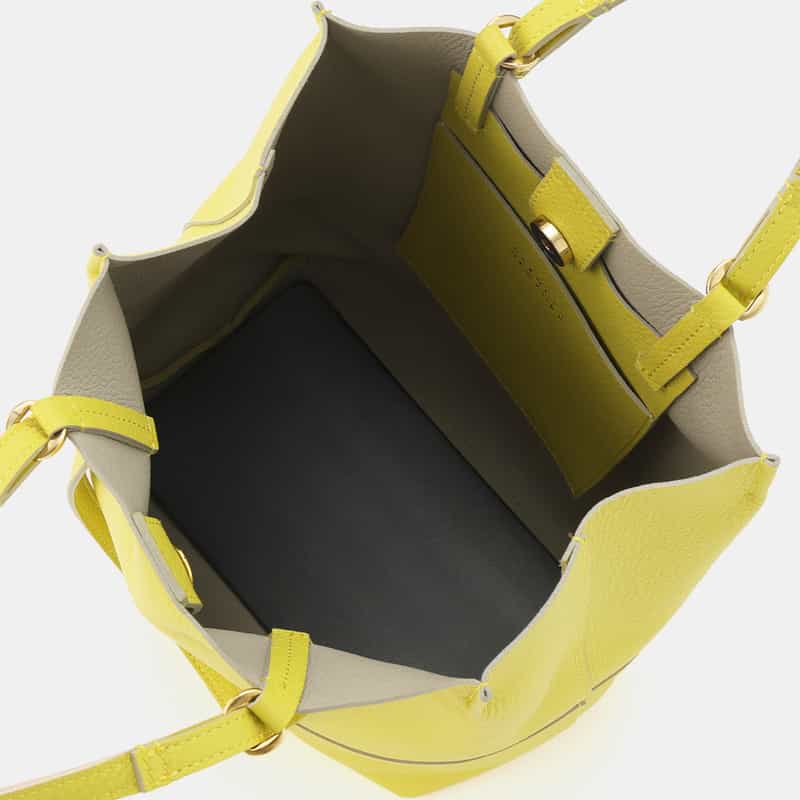 BARNEYS NEW YORK 2WAYハンドル 縦型レザートートバッグ YELLOW