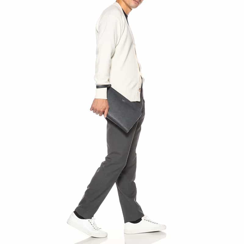 PELLE MORBIDA PELLE MORBIDA＜ペッレ モルビダ＞L字ジップクラッチバッグ “CA011" NAVY