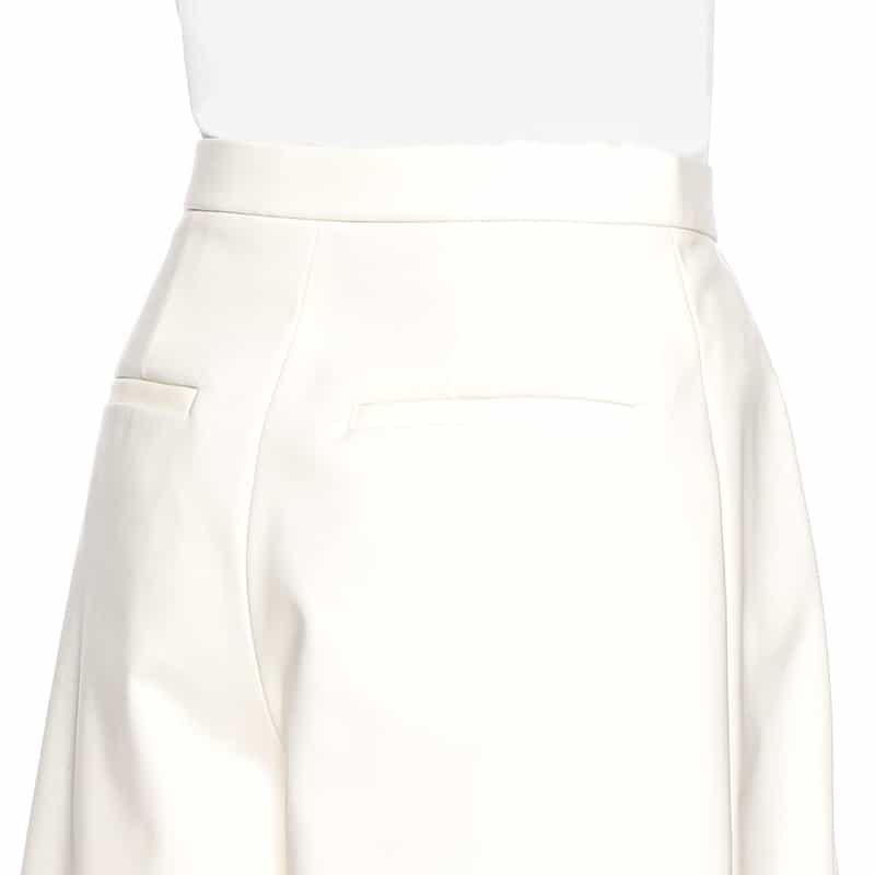 BARNEYS NEW YORK ウォッシャブル タックガウチョパンツ WHITE