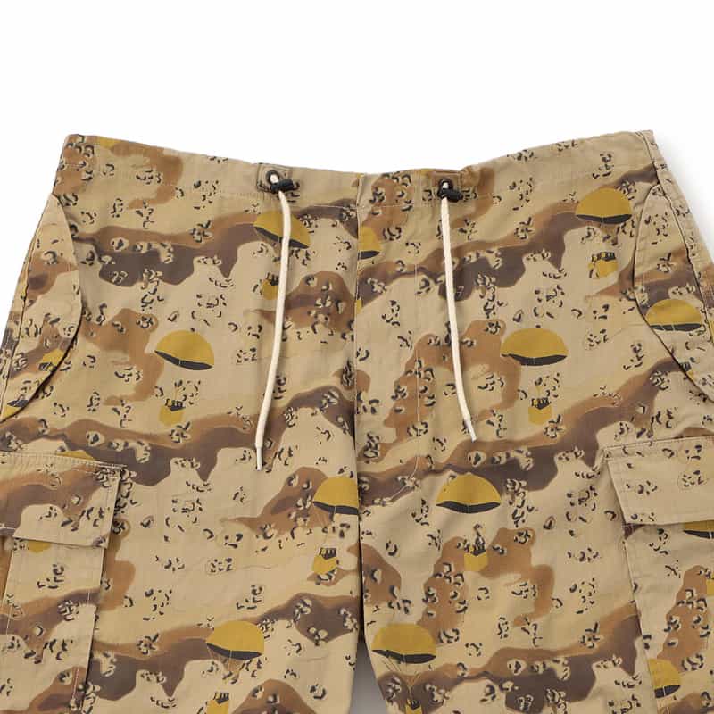 MAGIC NUMBER MAGIC NUMBER X BEDWIN & THE HEARTBREAKERS バーニーズ　ニューヨーク限定カモフラージュ柄ショーツ YELLOW