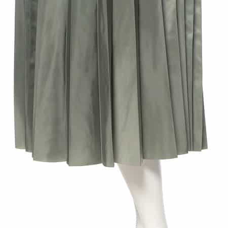 SACAI＜サカイ＞ナイロンツイル プリーツロングスカート