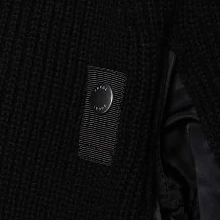 SACAI＜サカイ＞コンビネーション ジップアップVネックニット