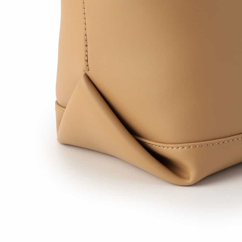 VASIC "PATTI"トートバッグ BEIGE