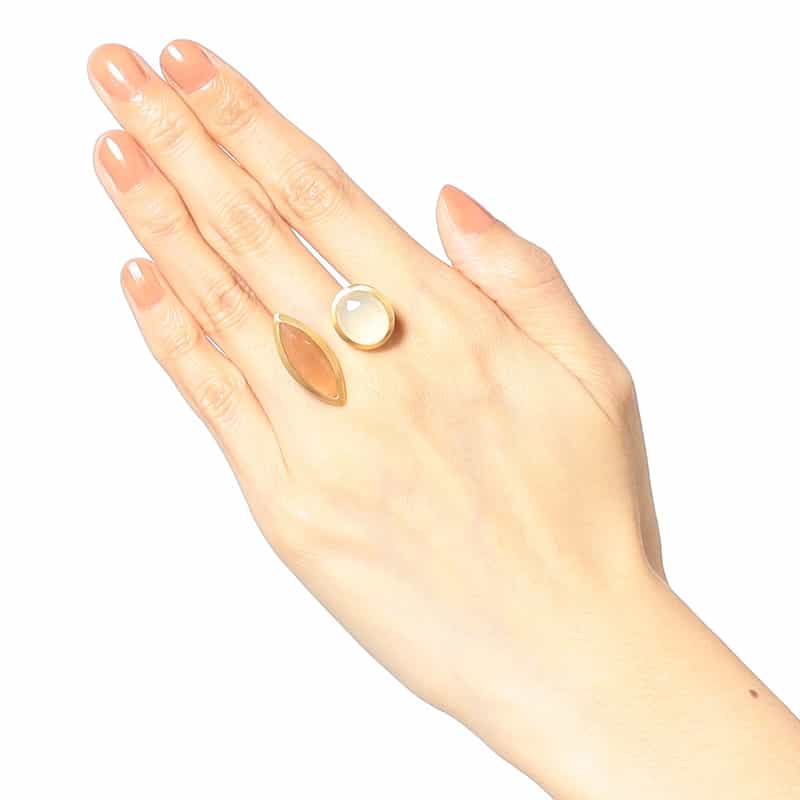 LA SOEUR LA SOEUR＜ラ スール＞バーニーズ　ニューヨーク限定リング （ピーチムーンストーン×ホワイトカルセドニー） NONE