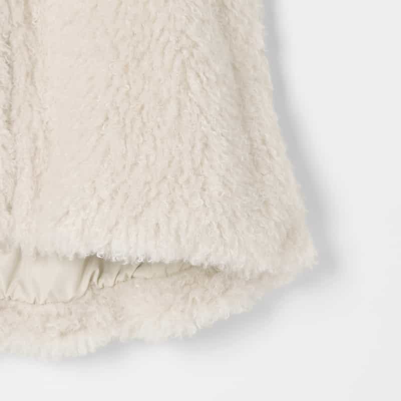 BARNEYS NEW YORK フェイクファー バルーンシルエットショートジレ OFF WHITE