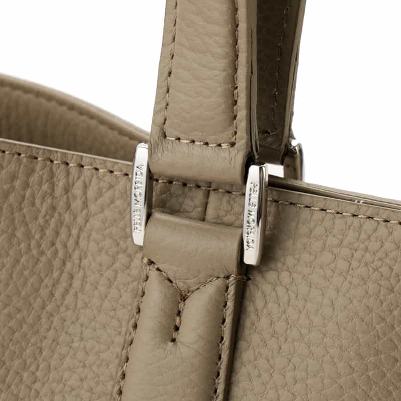PELLE MORBIDA PELLE MORBIDA＜ペッレ モルビダ＞撥水レザー トートバッグ BEIGE