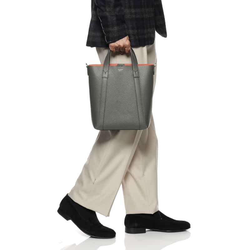 PELLE MORBIDA PELLE MORBIDA＜ペッレ モルビダ＞レザー縦型ミニトートバッグ GRAY