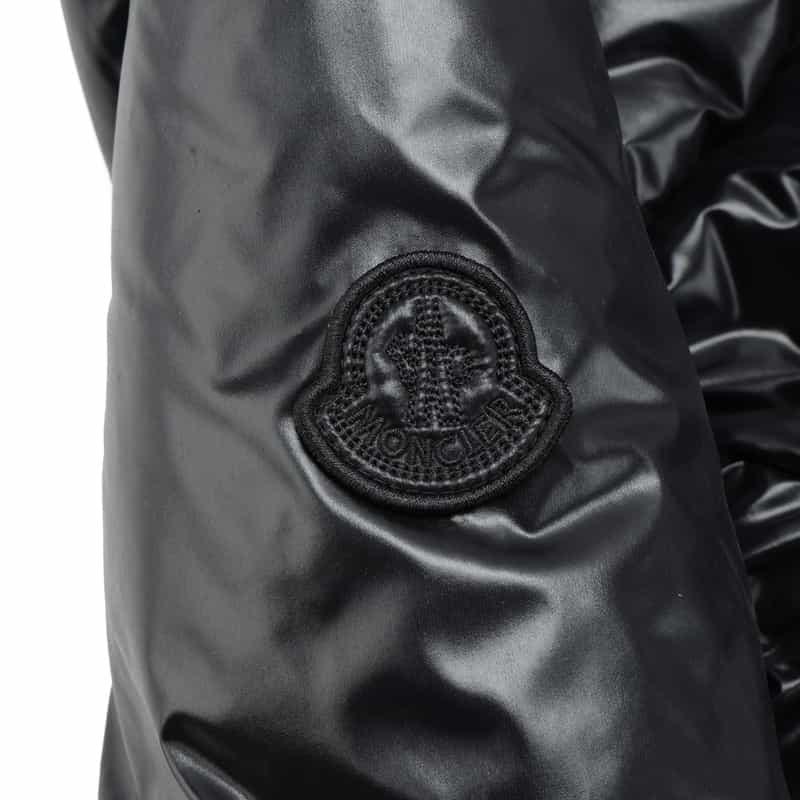 MONCLER MONCLER＜モンクレール＞ショートダウンコート "BRETEUIL" BLACK