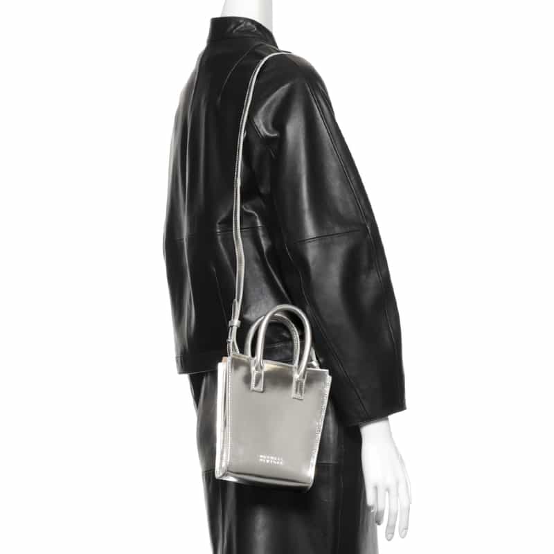 BARNEYS NEW YORK メタリックレザー ミニトートバッグ SILVER