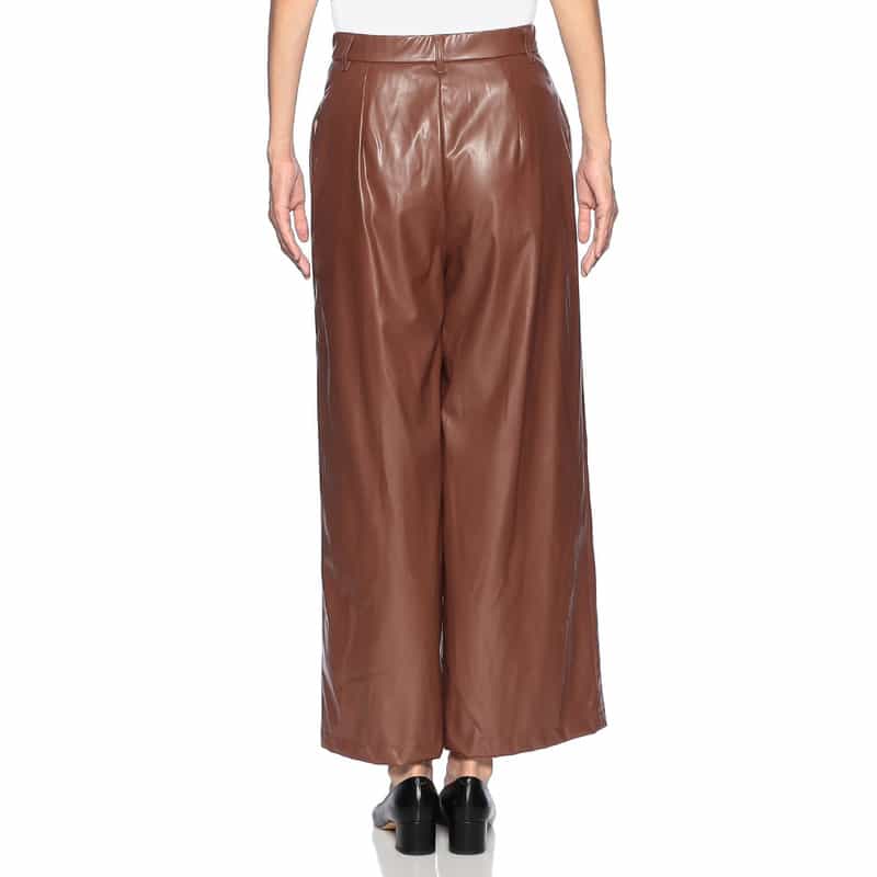 BARNEYS NEW YORK フェイクレザー ワイドパンツ BROWN