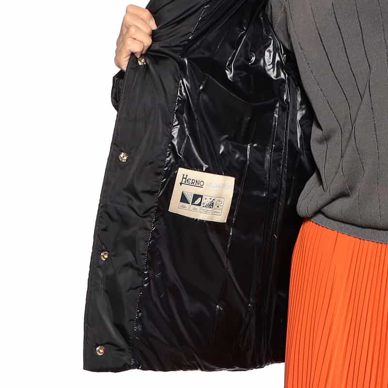 HERNO HERNO＜ヘルノ＞ダウンコート BLACK