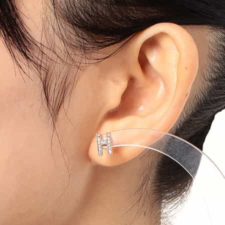 BARNEYS NEW YORK 一粒ダイヤピアス BARNEYS NEW YORK 一粒ダイヤピアス