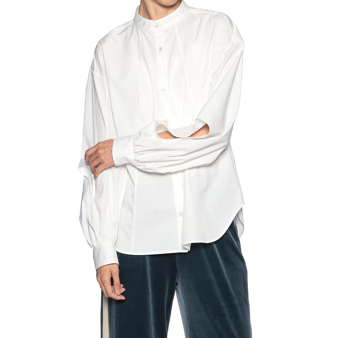 コクーン＆カットアウト ブラウス