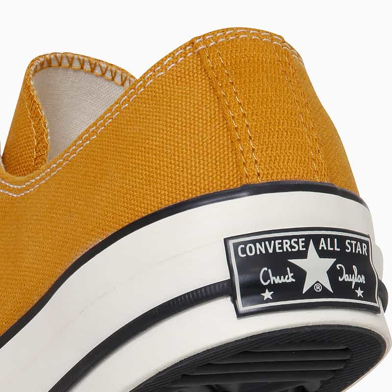 CONVERSE ADDICT スニーカー "CHUCK TAYLOR CANVAS OX" （23cm-25cm） MUSTARD