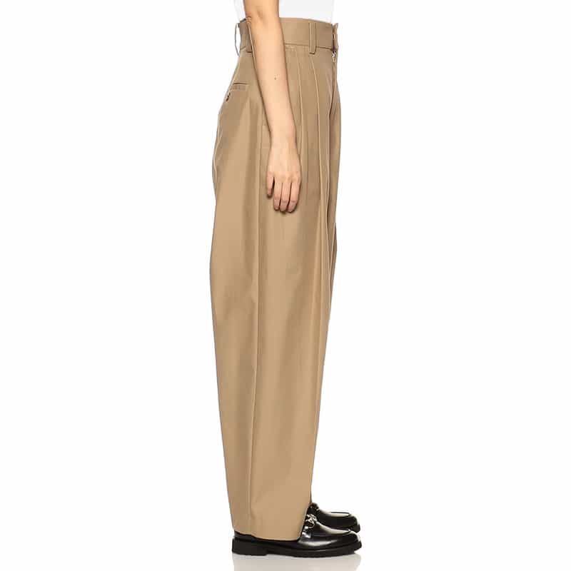 BARNEYS NEW YORK コットン バレルレッグパンツ BEIGE