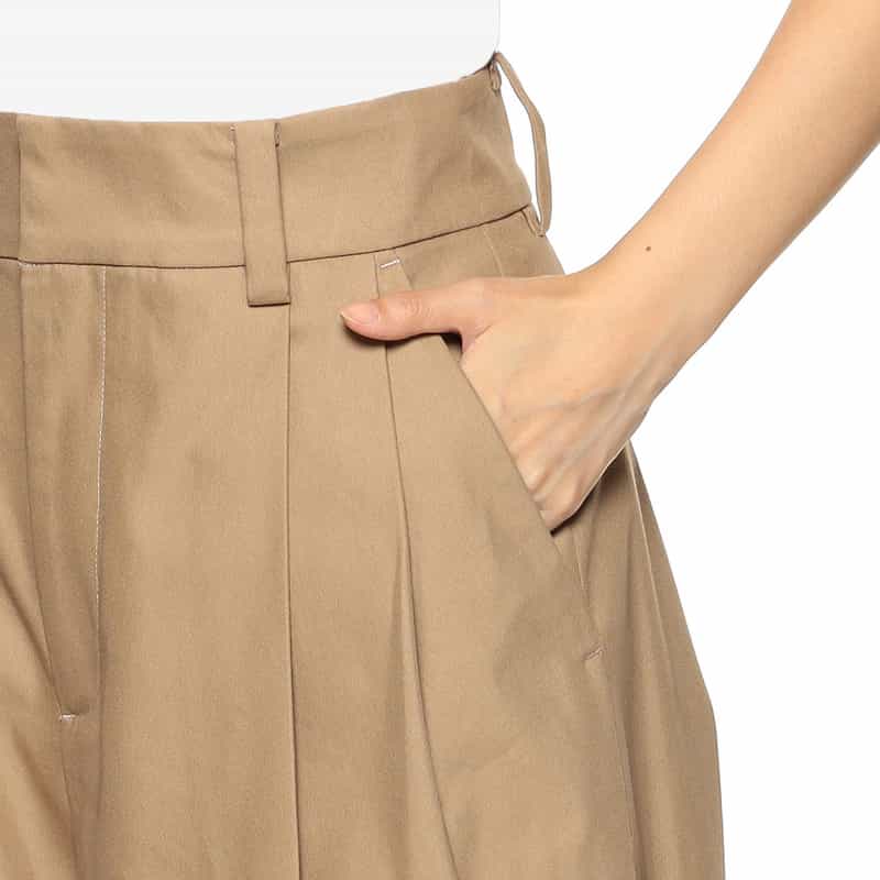 BARNEYS NEW YORK コットン バレルレッグパンツ BEIGE