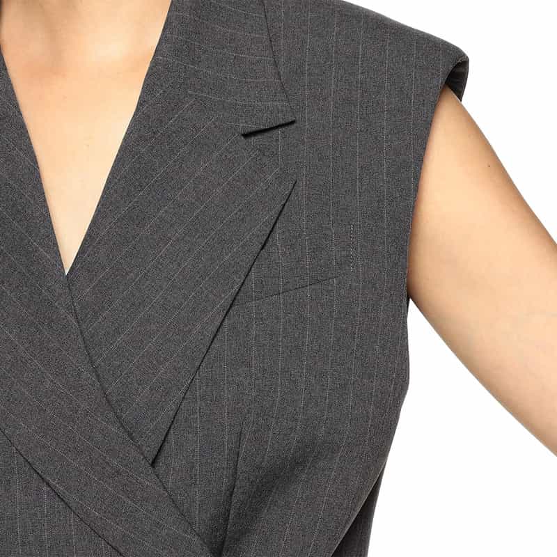 BARNEYS NEW YORK セットアップ ピンストライプ柄 ショートベスト DARK GRAY