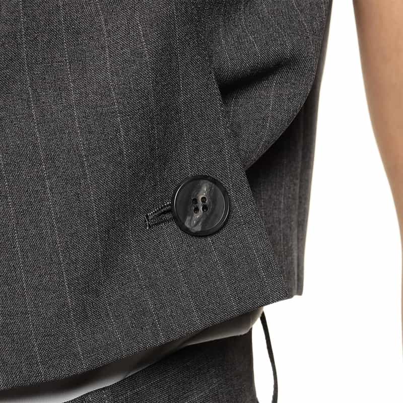 BARNEYS NEW YORK セットアップ ピンストライプ柄 ショートベスト DARK GRAY