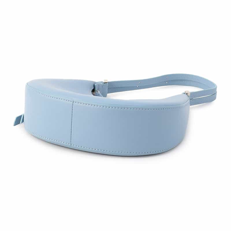 BARNEYS NEW YORK ハーフムーン ショルダーバッグ LT BLUE