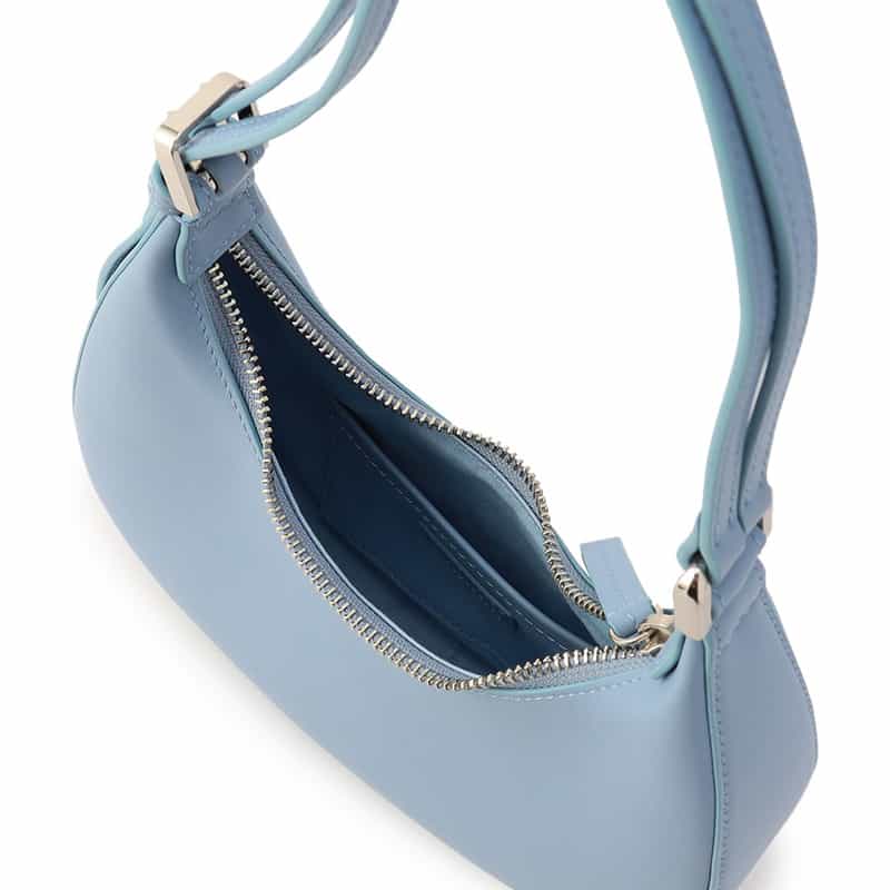 BARNEYS NEW YORK ハーフムーン ショルダーバッグ LT BLUE