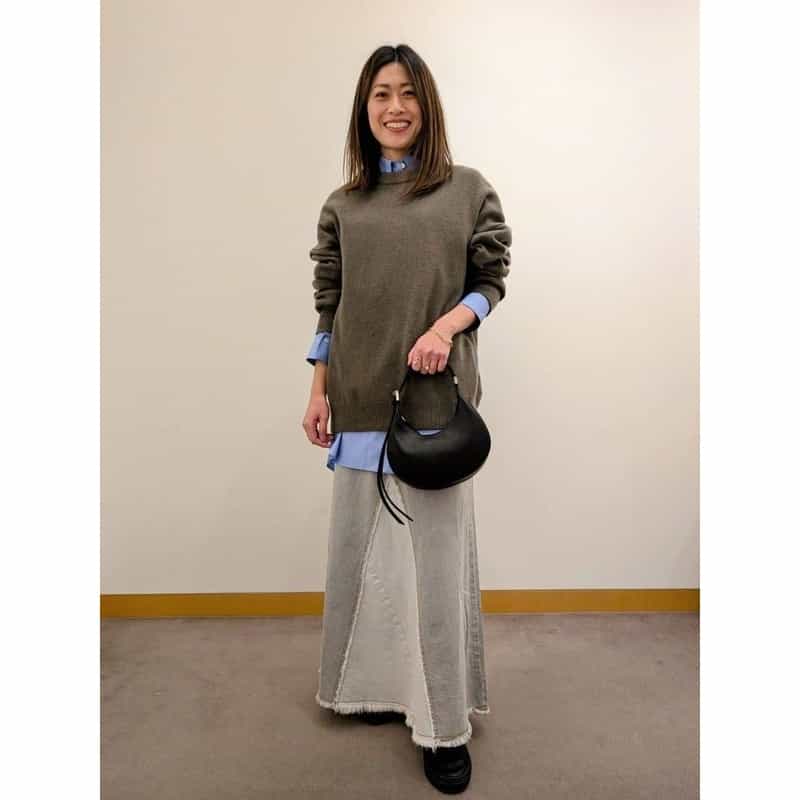 BARNEYS NEW YORK ハーフムーン ショルダーバッグ BLACK