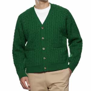 ケーブルニットカーディガン