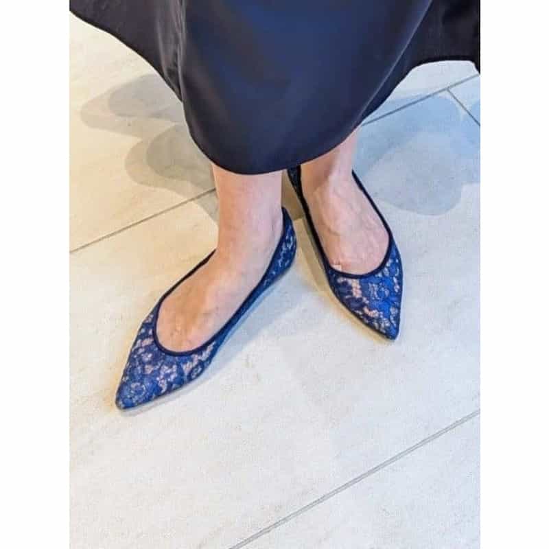 BARNEYS NEW YORK レース素材 フラットパンプス BLUE