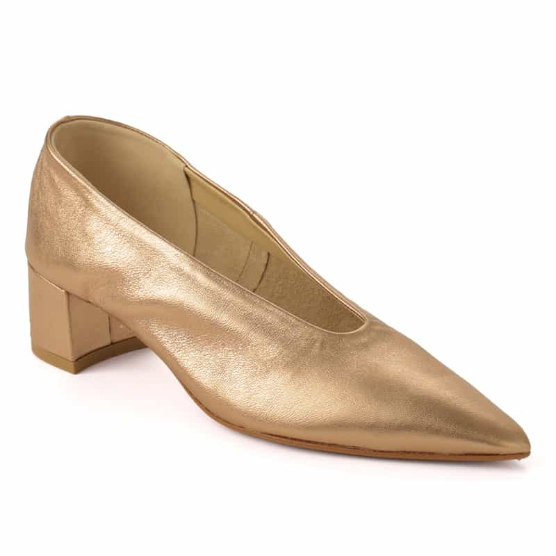 BARNEYS NEW YORK Vカット チャンキーヒールパンプス GOLD