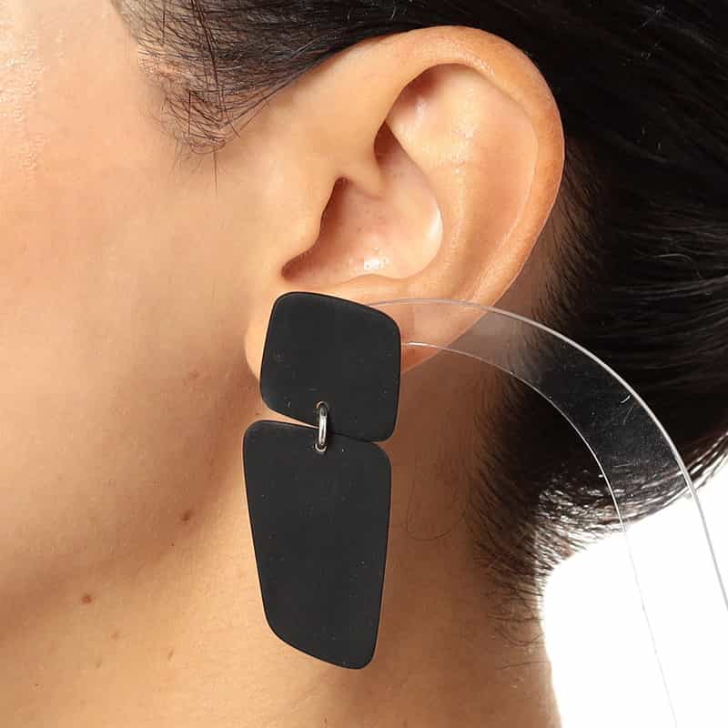 HELLO ZEPHYR ピアス NONE