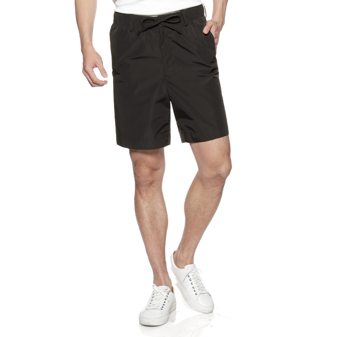 バーニーズ　ニューヨーク限定 ナイロン ドローストリング ショーツ