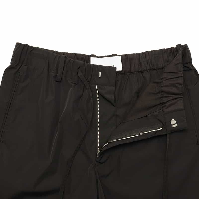 OVERCOAT バーニーズ　ニューヨーク限定 ナイロン ドローストリング ショーツ BLACK