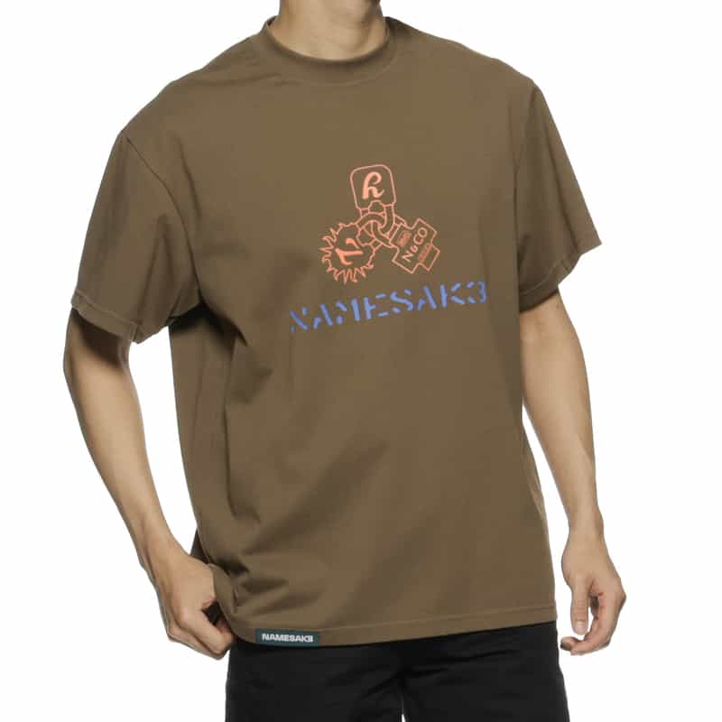 NAMESAKE プリントTシャツ BROWN