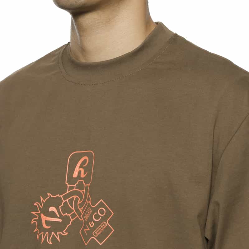 NAMESAKE NAMESAKE＜ネームセイク＞プリントTシャツ BROWN