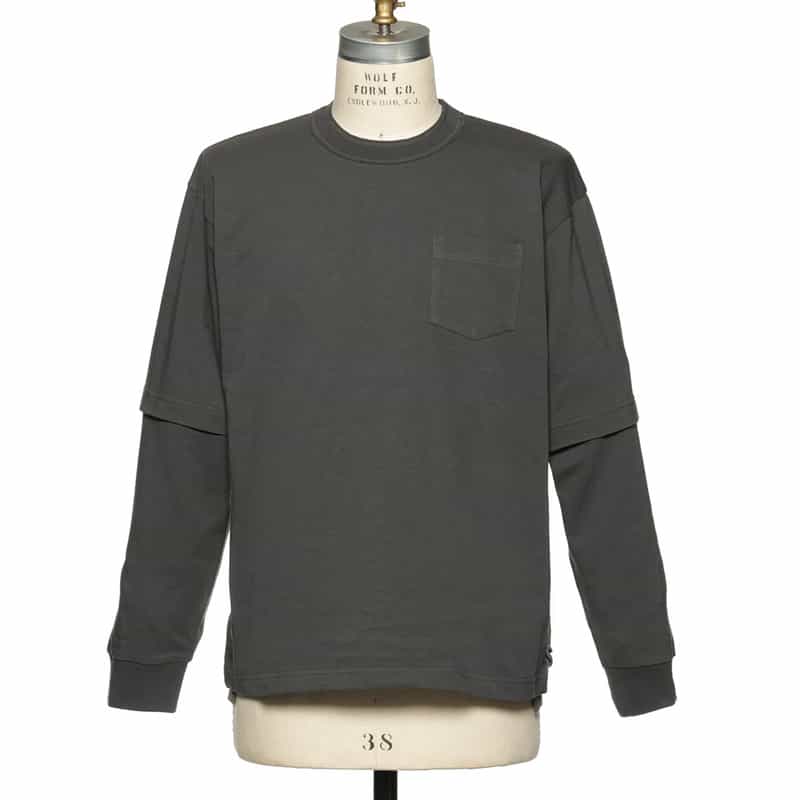 SACAI SACAI＜サカイ＞サイドスナップ ロゴ入りカットソー DARK GRAY