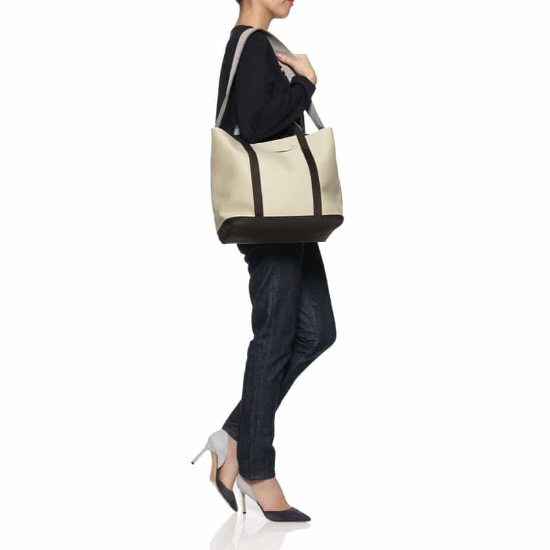 ZATTU ZATTU＜ザッツ＞トートバッグ "KINAX" IVORY