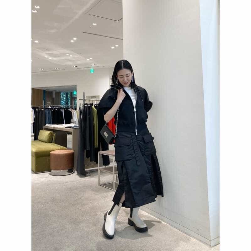 BARNEYS NEW YORK サイドゴア ショートブーツ WHITE
