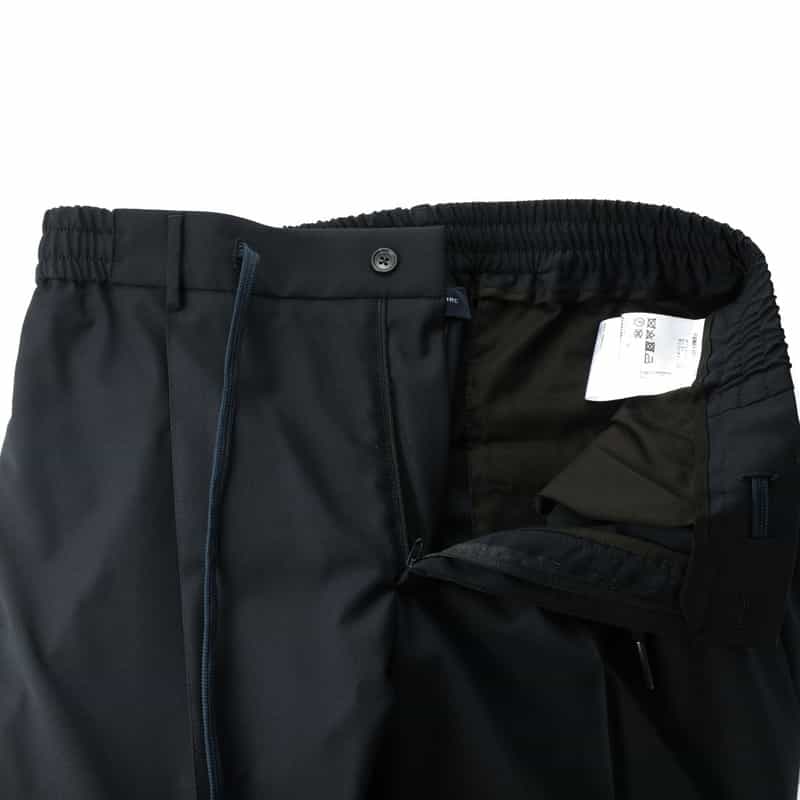 TAGLIATORE バーニーズ　ニューヨーク限定ストレッチパンツ "P-NEWMAN" NAVY