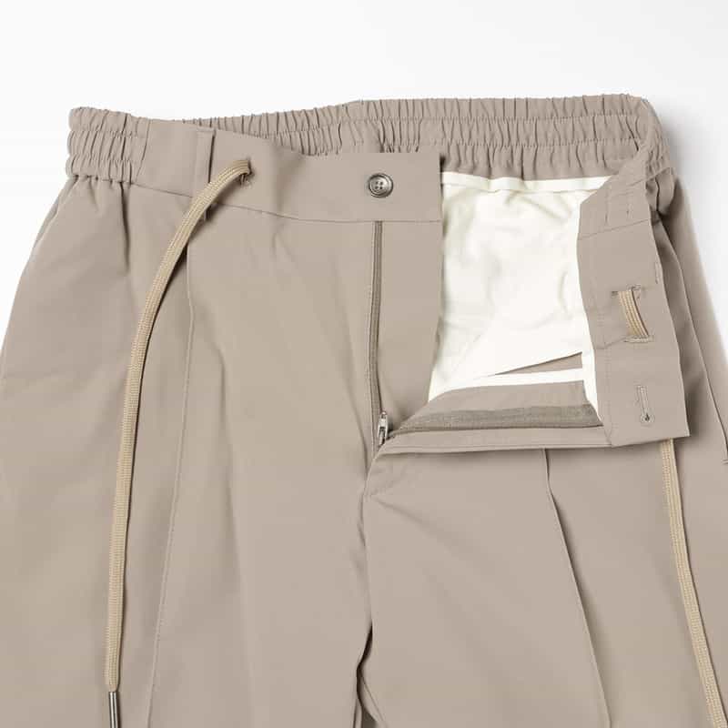 TAGLIATORE バーニーズ　ニューヨーク限定ストレッチパンツ "P-NEWMAN" BEIGE