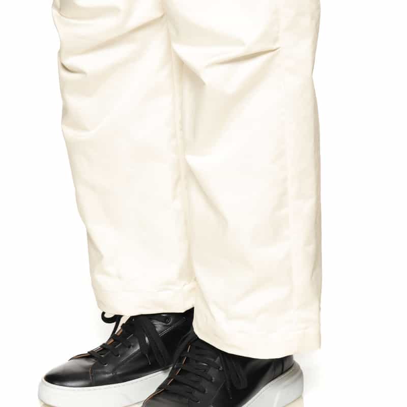 BARNEYS NEW YORK フェイクレザー イージーカーゴパンツ WHITE