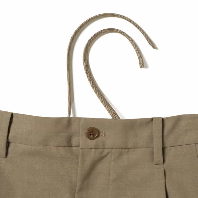 BARNEYS NEW YORK 2タックイージーパンツ BEIGE