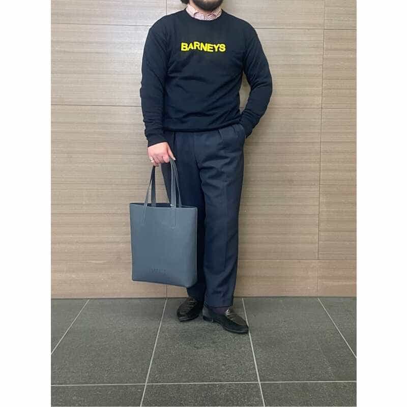 BARNEYS NEW YORK "BARNEYS" ロゴ入りスウェットプルオーバー NAVY