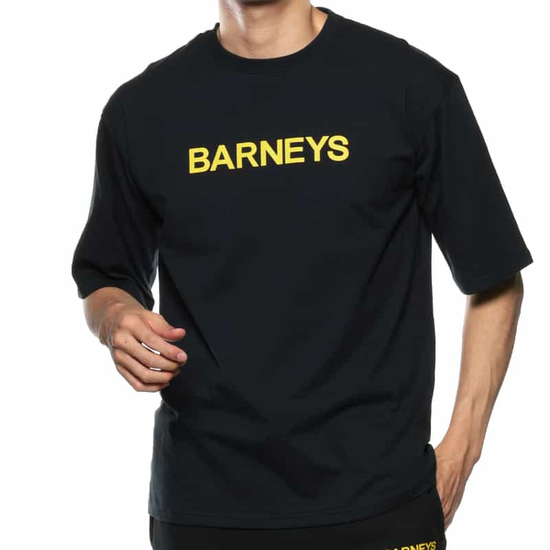 BARNEYS NEW YORK "BARNEYS" ロゴ入りハーフスリーブＴシャツ NAVY